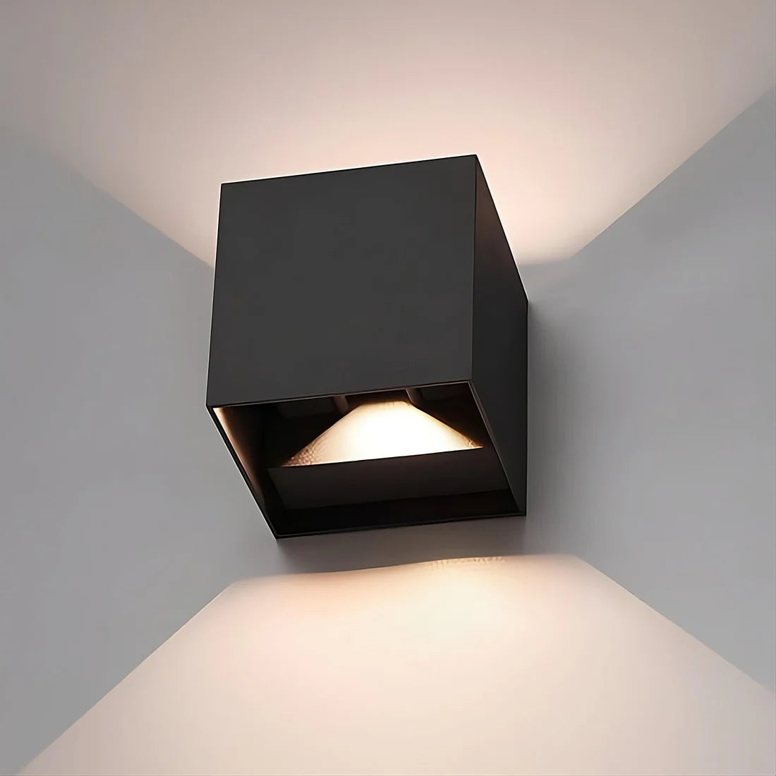 VeldoCube - Wandlamp met Sensor