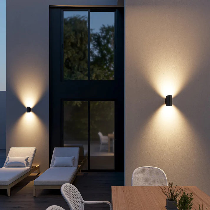 AstraGlow - LED Wandlamp met Warme Verlichting